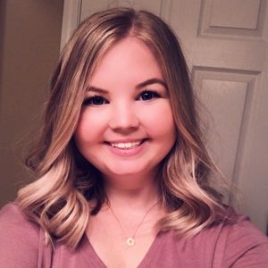 Meet your Posher, Bethany